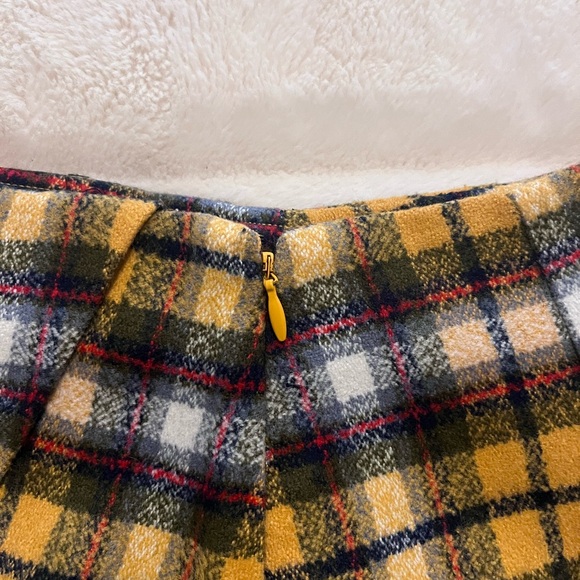 A&F mini skirt - Picture 5 of 5